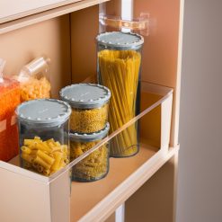 Set 3 di Barattoli Corolla in Plastica Riciclata lt.0,4/0,7/1,3 con Coperchi Ermetici Colorati Rosso – Contenitori Salvaspazio per Cucina, Ideali per Pasta, Biscotti, Zucchero e Altro - immagine 7