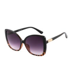 Occhiali da Sole Unisex Lenti Viola Sfumata Montatura Nera con Dettagli Tartarugati Forma Farfalla Oversize Categoria 3 UV400